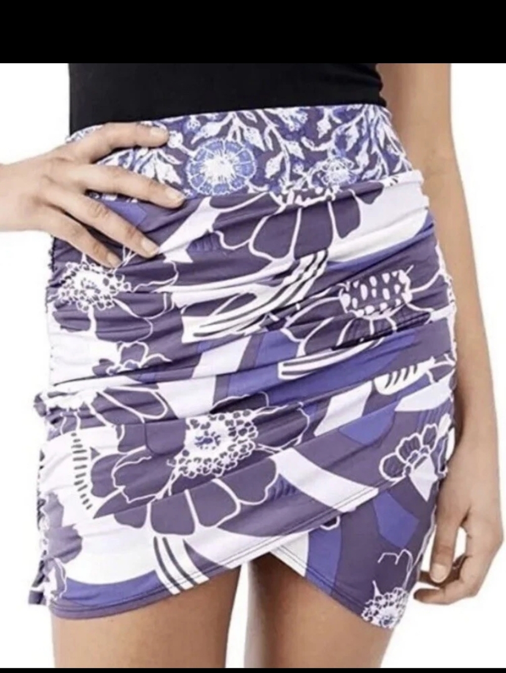 Free People Skirt Medium She's Something Else Print Mini Tulip Plum Purple  EUC